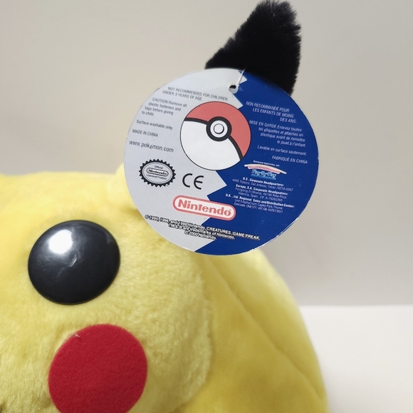 Pikachu Vintage Nintendo 1999 Large plush With Tags - Picture 3 of 10